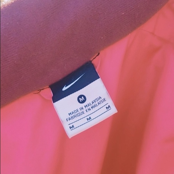 Nike Purple Puffer Jacket!! 💜 - Picture 5 of 6